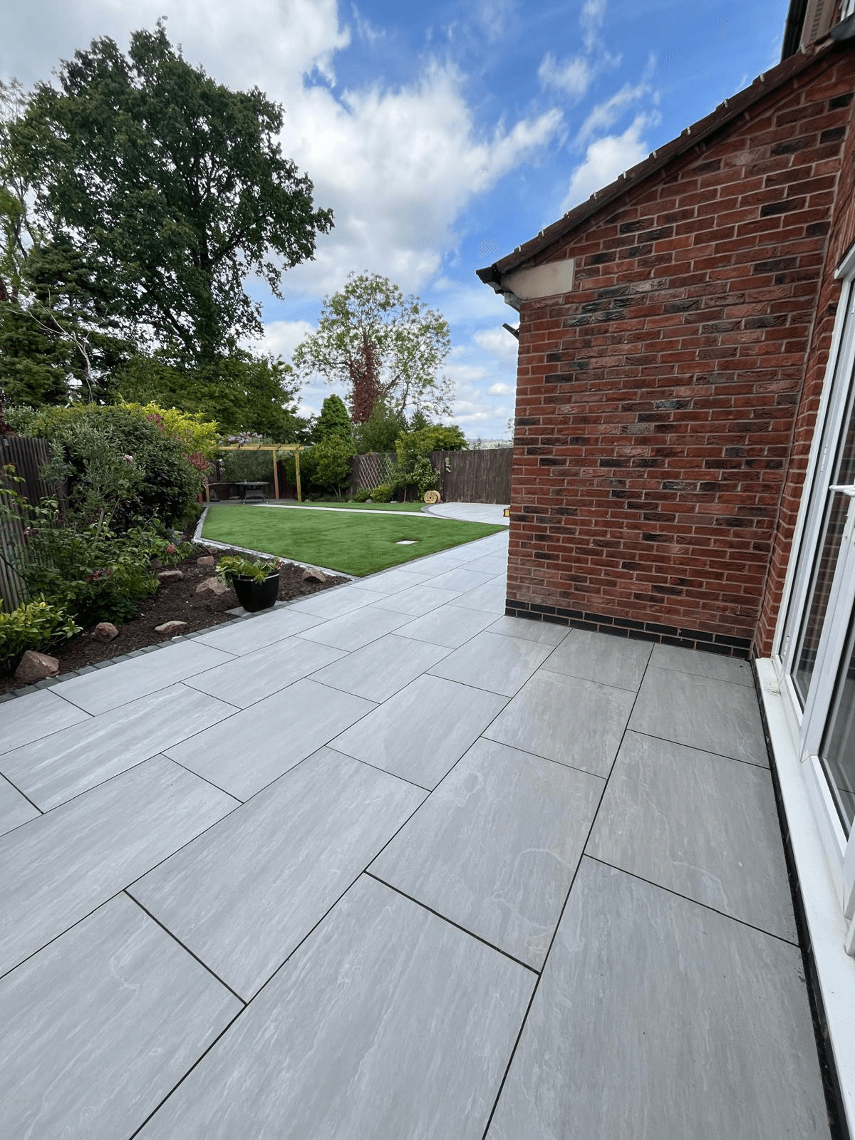 Garden services in Droylsden