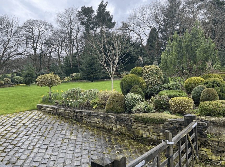 Garden maintenance work in Greater Manchester